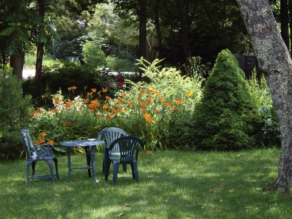 Isaiah Jones Homestead Bed And Breakfast Sandwich Exterior photo